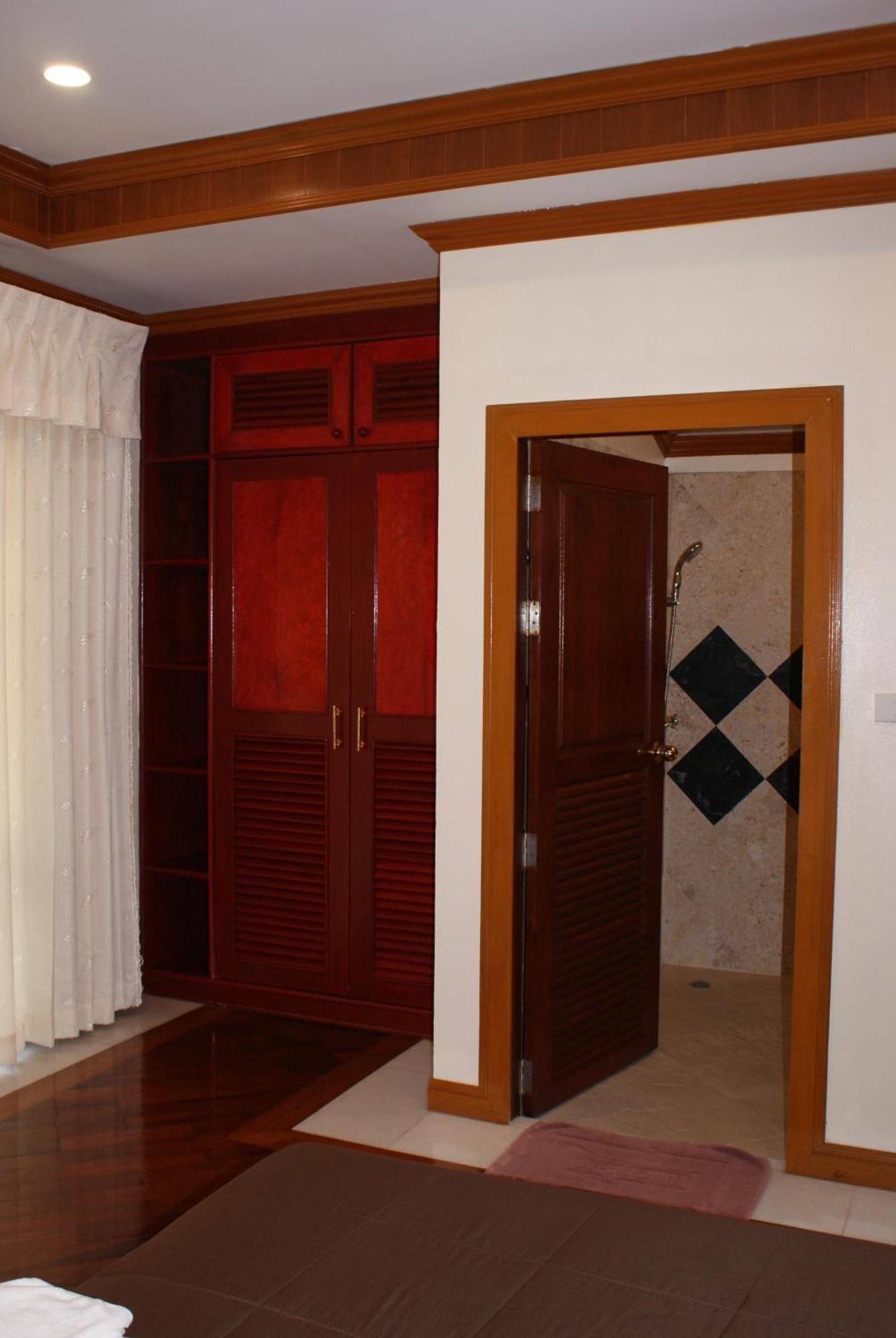 Prince Edouard Apartments & Resort Sha Extra Plus Patong Buitenkant foto