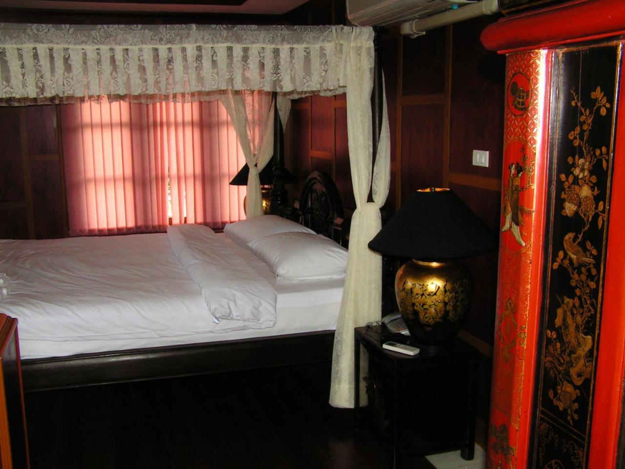 Prince Edouard Apartments & Resort Sha Extra Plus Patong Buitenkant foto